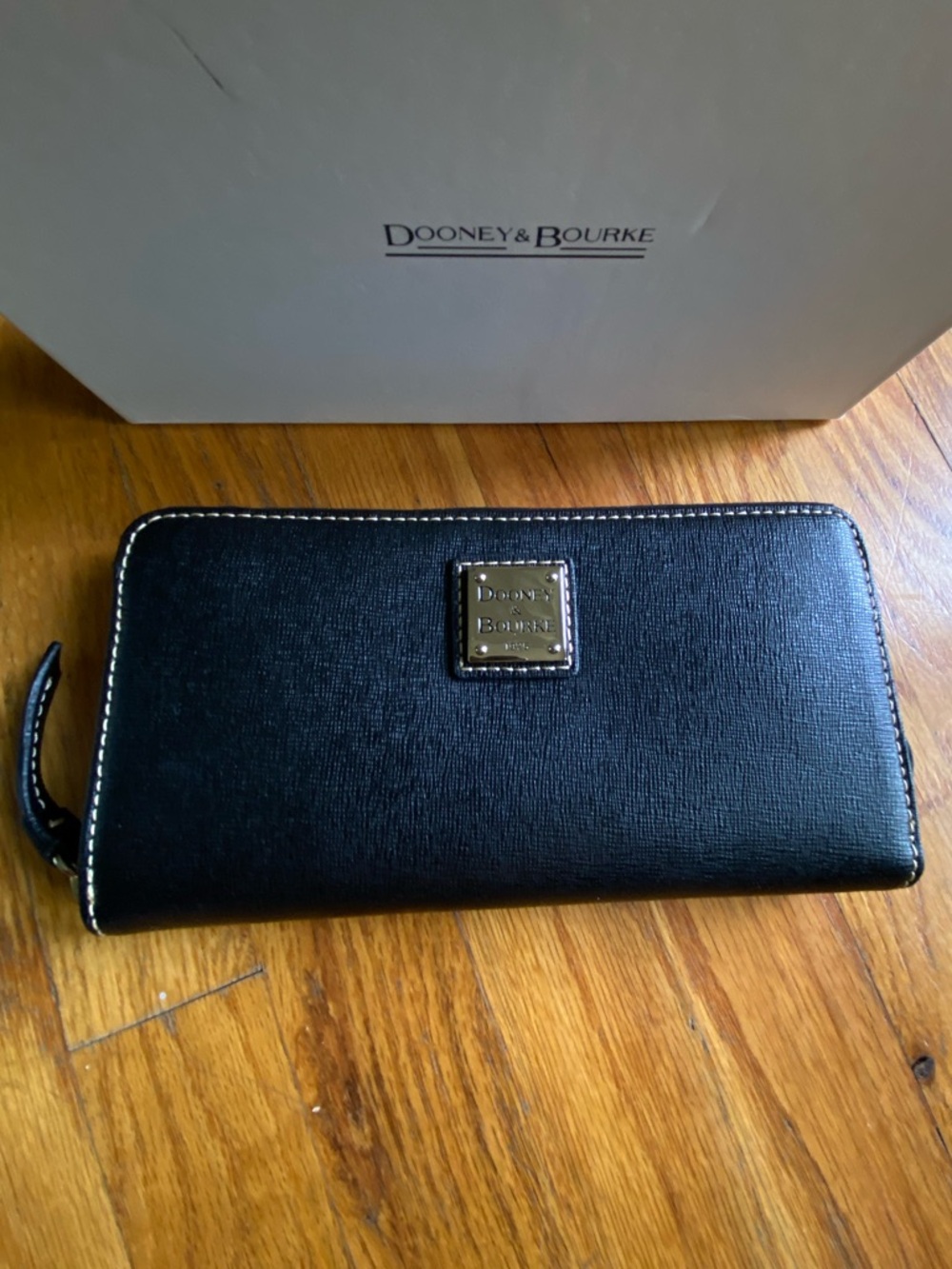 Dooney & Bourke Black Saffiano Zip Wallet with Contrast Stitching- NWT